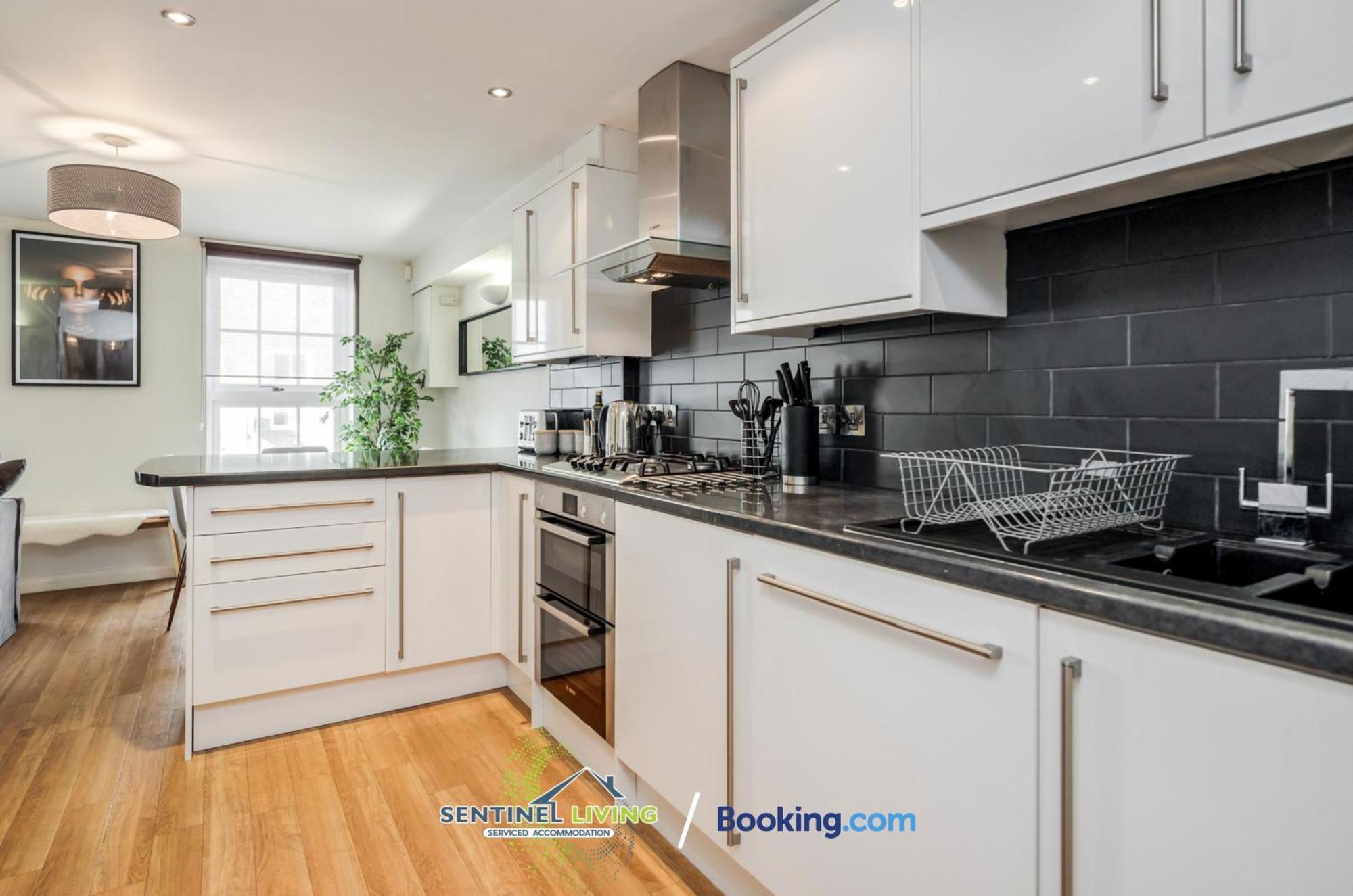 Ferienwohnung Windsor Flat 2 Bed By Sentinel Living With Free Wifi And Parking Exterior foto